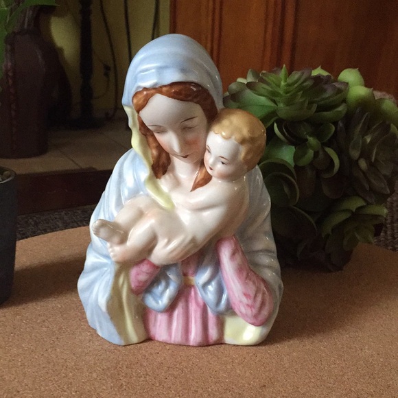 Vintage Virgin Mary & Jesus Planter - Picture 3 of 8